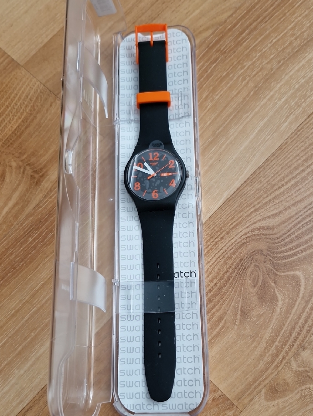 Swatch Orangio Men's Watch Model#SUOB723